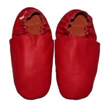 Chaussons bébé enfant adulte en cuir souple rouge